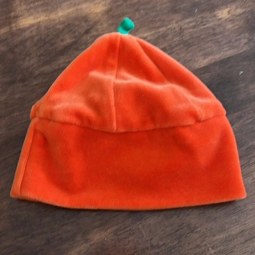 Osh Kosh Baby Orange Pumpkin Soft Fleece Snap One Piece with Hat- 12 months